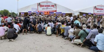 Token distribution for registration of Amarnath Yatra begins