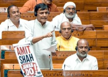Parl passes bill making insult to Vande Mataram punishable offence; LS sees brief debate amid din