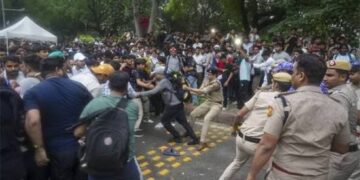 Police thwart CJP’s march to Parliament; Nadda meets protest leaders