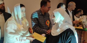 Sakeena Itoo assures teachers of early resolution of pending issues