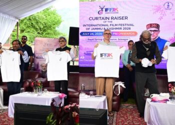 CM presides over curtain raiser for J&K International Film Festival