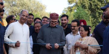 CM inaugurates Srinagar’s first ‘Waste to Wonder’ Flower Garden