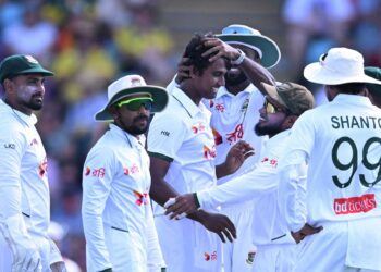 Hasan takes 6-55 as Australia dismissed for 198 by Bangladesh to start test series