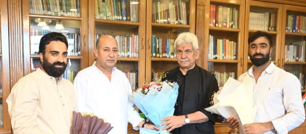 Political leaders, delegations and Principal Accountant General call on LG