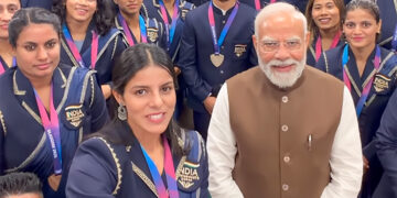 PM Modi meets CWG medallists, lauds their performances
