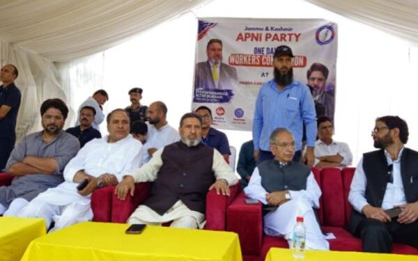 Bukhari urges Srinagar residents to assert rights, calls for return of Kashmiri Pandits