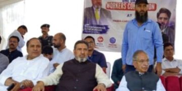 Bukhari urges Srinagar residents to assert rights, calls for return of Kashmiri Pandits