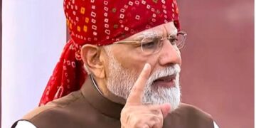 Armed Naxalism gone, need to isolate dimagi Naxals: PM Modi in I-Day speech
