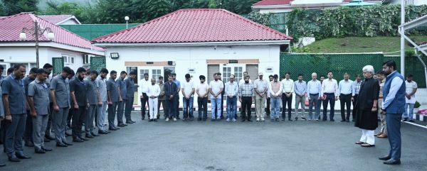 Lt Governor condoles death of Lok Bhavan staff member