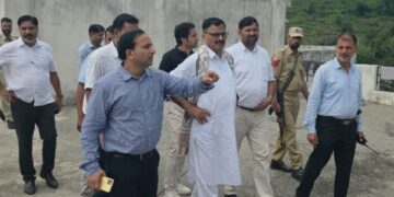 Rana reviews EMRS, Irrigation Department projects at Bhera
