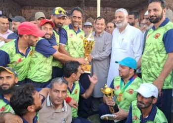Ladoora clinches title in Legends League final at Baramulla