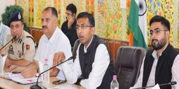 Officials review arrangements for Tiranga Rally, Independence Day events in Srinagar