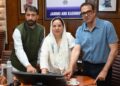 Sakeena Itoo reviews healthcare facilities in Chanapora