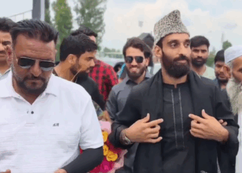 Kashmir’s rising MMA exponent Yaqoob gets grand reception after beating Bulgaria’s Georgiev