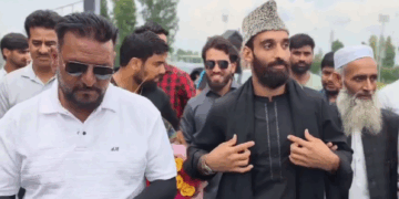 Kashmir’s rising MMA exponent Yaqoob gets grand reception after beating Bulgaria’s Georgiev