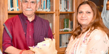 LG meets DGPC Anantnag delegation, young BJP leader and FICCI FLO member