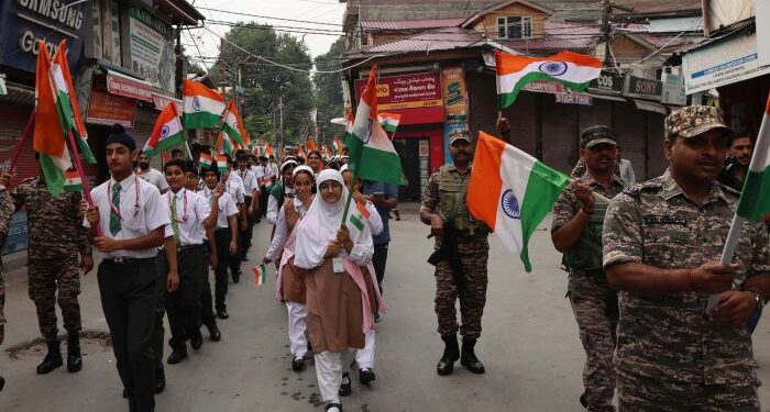 CRPF personnel, school students take out Tiranga rally in Srinagar