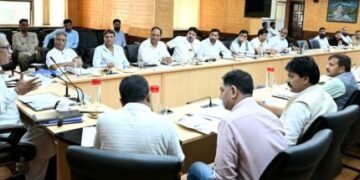 Tarigami calls for zero tolerance against illegal mining in J&K