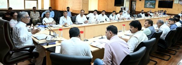 Tarigami calls for zero tolerance against illegal mining in J&K