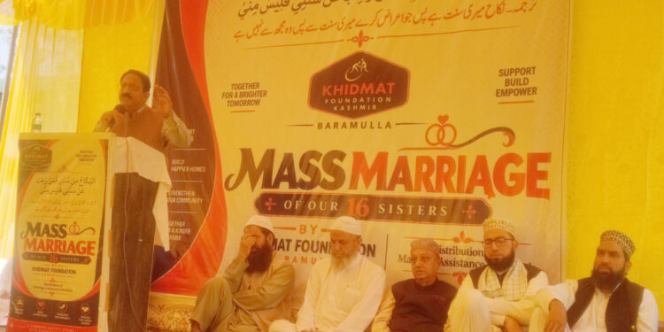 Khidmat Foundation distributes marriage assistance kits to 16 girls