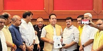 Sunil Sharma meets delegations in Jammu, says public issues will be raised in Assembly