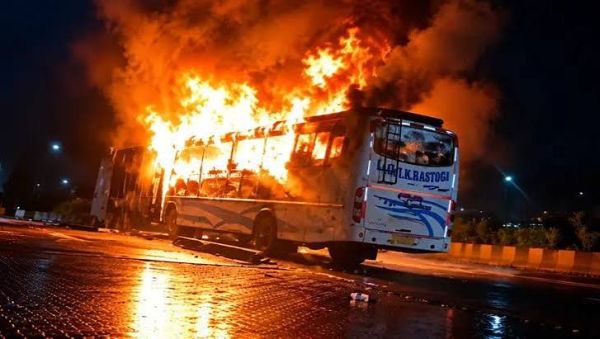 9 killed as bus catches on Yamuna Expressway in Greater Noida