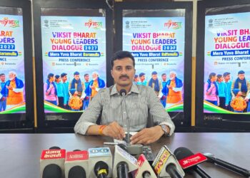 Baramulla youth urged to participate in Viksit Bharat dialogue