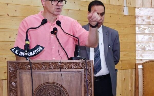 CM seeks viable biomass solutions to decarbonise J&K’s economy