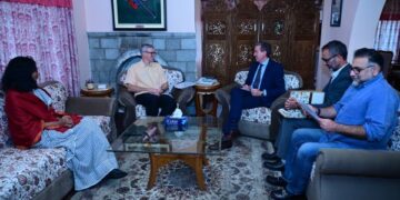 UNICEF delegation meets Omar Abdullah to discuss child welfare initiatives