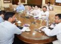 Div Com directs measures to improve water supply at railway stations