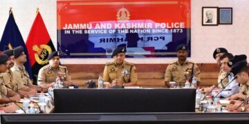 IGP Kashmir reviews security preparedness in Central Kashmir