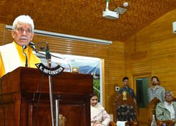 LG calls for bridging science and policy to tackle climate change