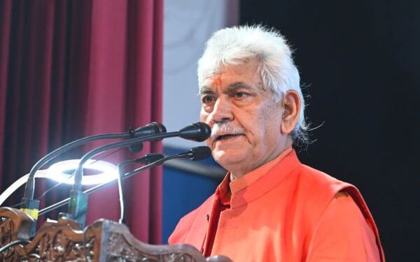 Need to ensure dividends of IT boom reach children in border villages: LG Sinha