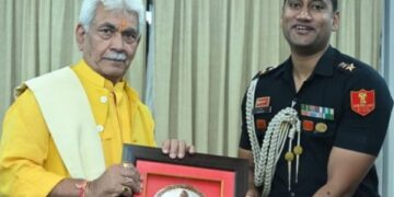 LG bids farewell to outgoing OSD Lt Col Prashant Jankar