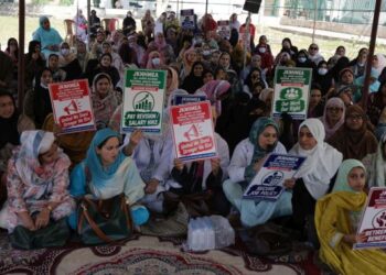 NHM employees continue strike, seek formal talks with govt