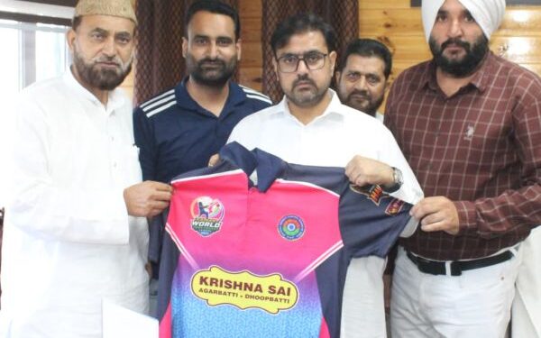 Satish Sharma launches Hyderabad Hawks jersey ahead of para cricket league