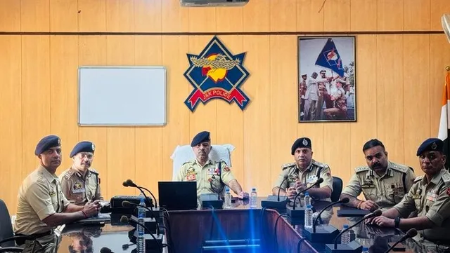 DGP reviews ongoing operations along Udhampur-Kathua faultline