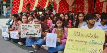 Medical interns begin 48-hour hunger strike as talks with J&K govt over monthly stipend hike fail