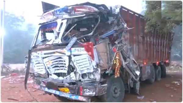 15 killed as truck mows down devotees outside Gwalior temple