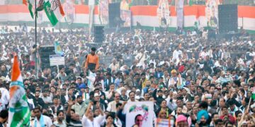 Stage set for INDIA bloc’s mega rally at Ramlila Maidan; leaders, supporters begin arriving in Delhi