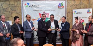 J&K Bank pledges support to Lassipora industries, apple sector