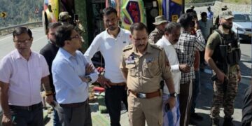 33 tourists injured as bus overturns on NH-44 in Ramban
