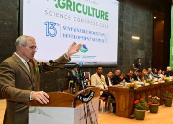CM calls for balancing environment with economic growth