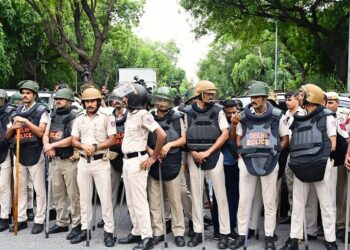 As SC says there will be no illegal detention, CJP vows to intensify stir