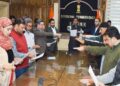 Div Com Kashmir administers integrity pledge during Vigilance Awareness Week