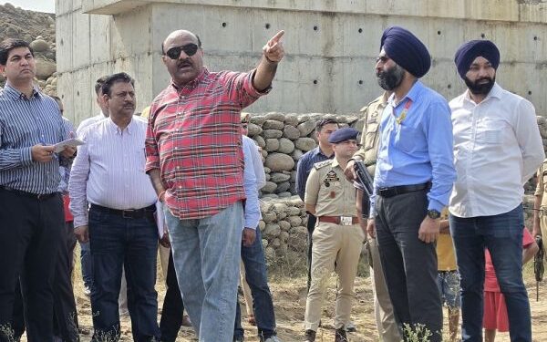 Dy CM seeks report on delays in Samba bridge projects