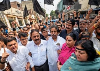 Congress protests in Jammu; leaders allege curbs on opposition