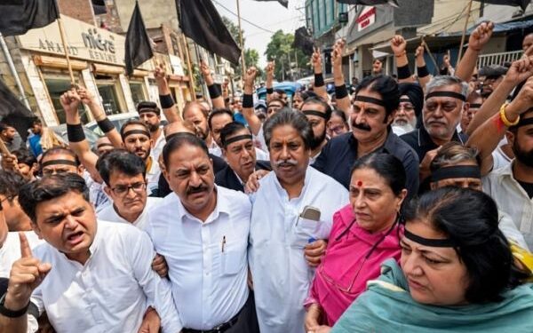Congress protests in Jammu; leaders allege curbs on opposition