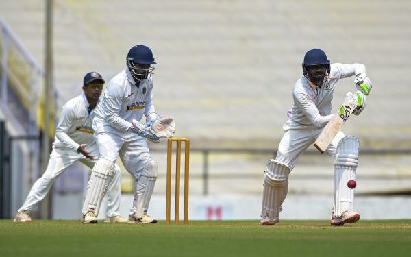 J&K bowled out for 120, MP take 135-run lead on Day 2