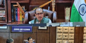 Javid Dar reviews preparations for Khet Bachao Abhiyan in J&K